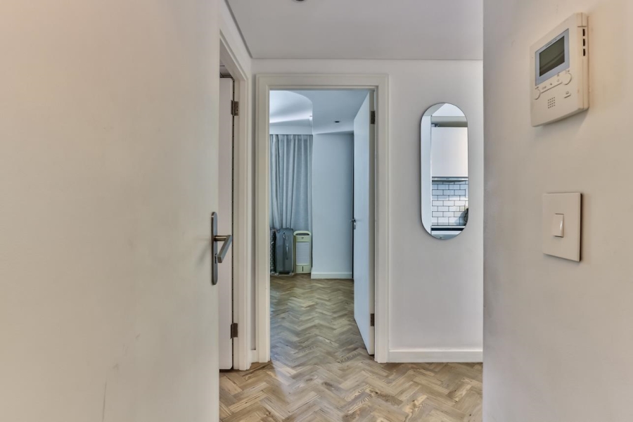 1 Bedroom Property for Sale in Cape Town City Centre Western Cape